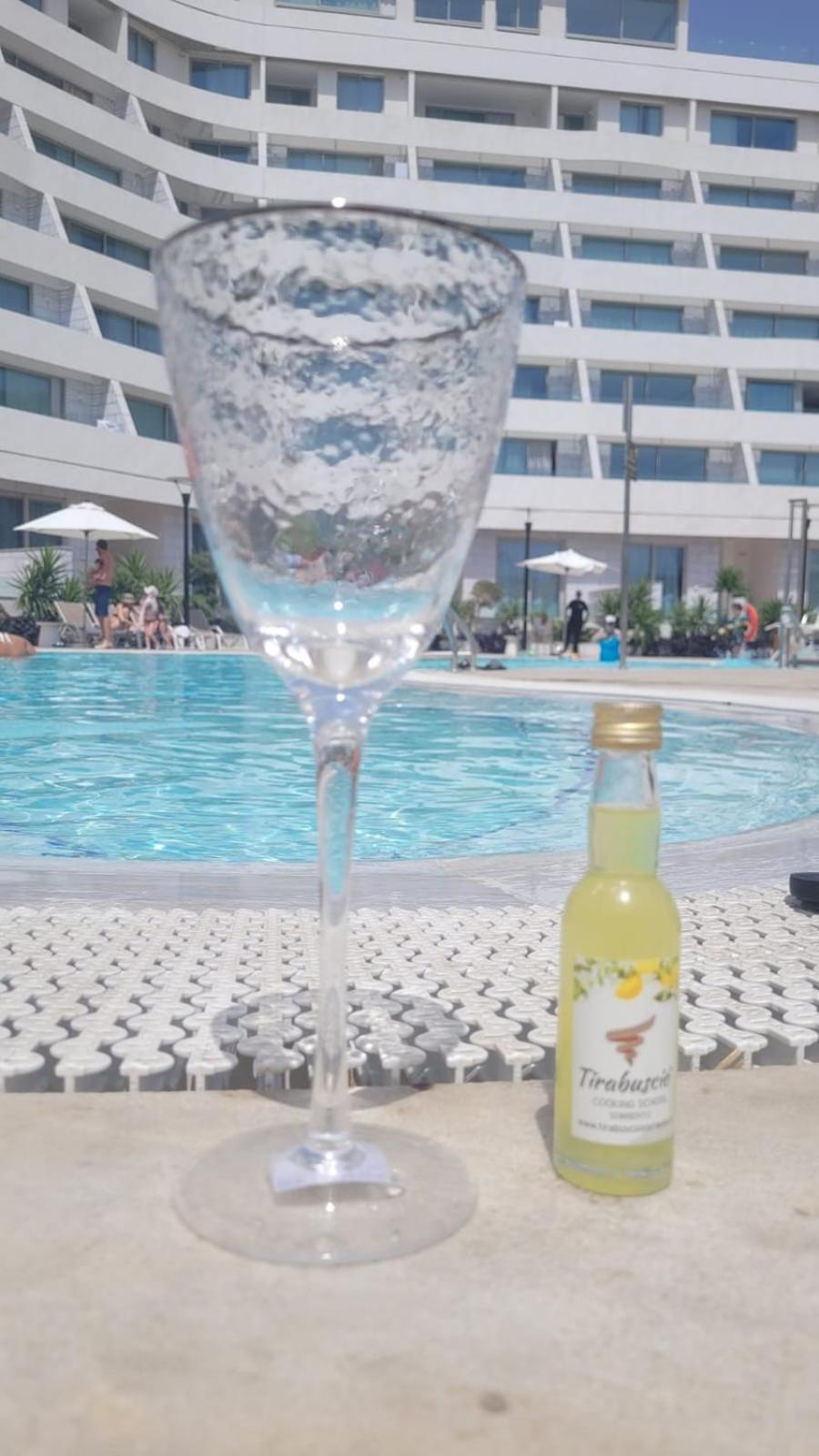 Apartment Sea Side 92 סיסייד 92